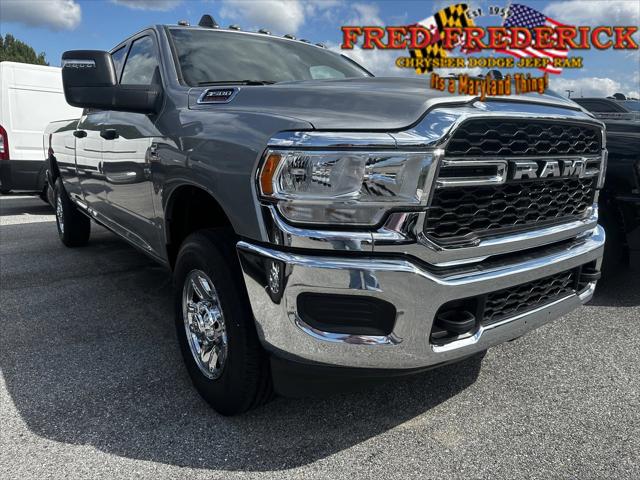 2024 RAM Ram 3500 RAM 3500 TRADESMAN CREW CAB 4X4 8 BOX