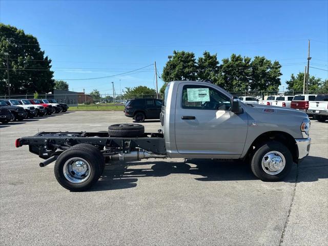 2024 RAM Ram 3500 Chassis Cab RAM 3500 TRADESMAN CHASSIS REGULAR CAB 4X4 60 CA