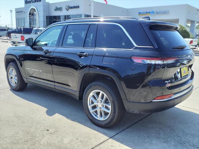 2024 Jeep Grand Cherokee GRAND CHEROKEE LAREDO X 4X4