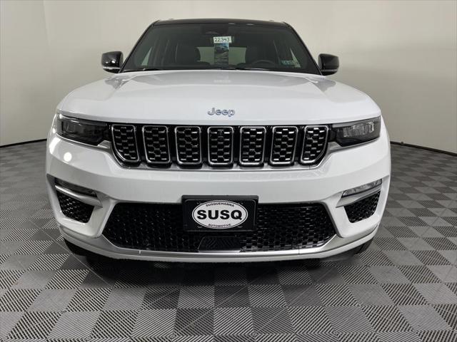 2022 Jeep Grand Cherokee 4xe Summit Reserve 4x4 2022 Jeep Grand Cherokee 4xe Summit Reserve 4x4