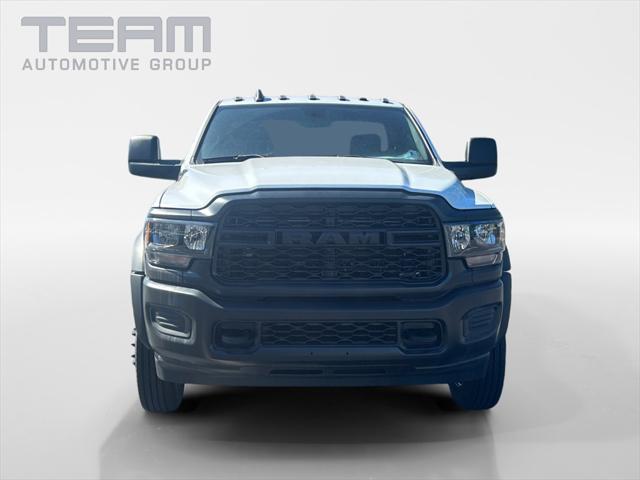 2024 RAM Ram 5500 Chassis Cab RAM 5500 TRADESMAN CHASSIS REGULAR CAB 4X4 60 CA