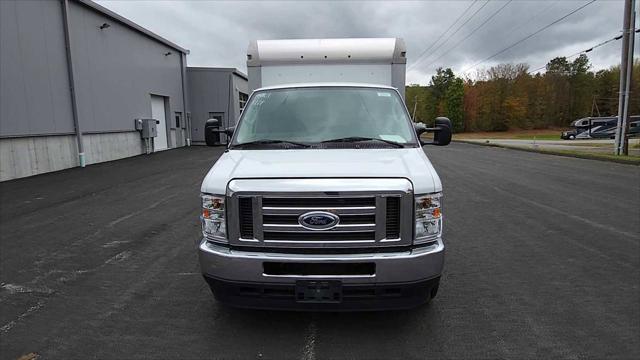 2024 Ford E-350 Cutaway E-350 SRW
