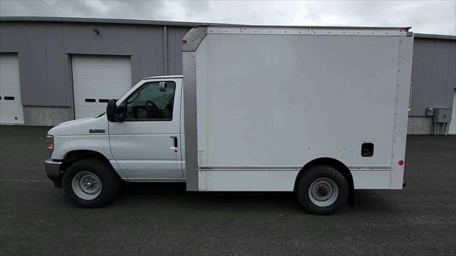 2024 Ford E-350 Cutaway E-350 SRW