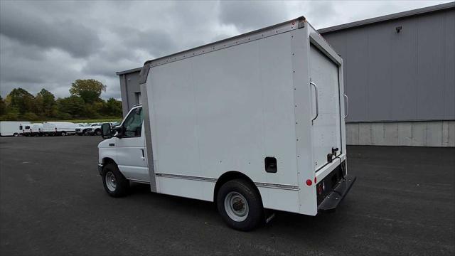 2024 Ford E-350 Cutaway E-350 SRW