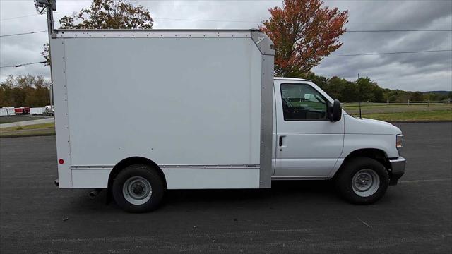 2024 Ford E-350 Cutaway E-350 SRW