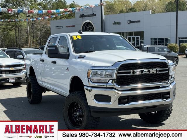 2024 RAM Ram 2500 RAM 2500 TRADESMAN CREW CAB 4X4 64 BOX