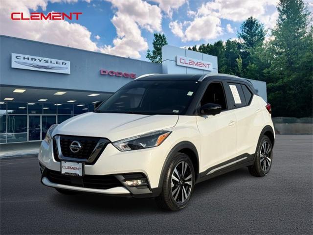 2020 Nissan Kicks SR Xtronic CVT