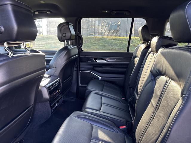 2022 Jeep Wagoneer Series III 4x4