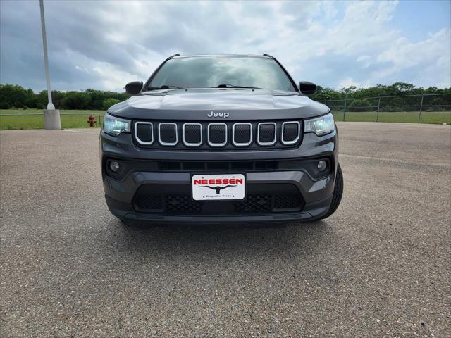 2022 Jeep Compass Latitude FWD