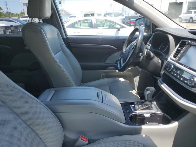 2018 Toyota Highlander Limited Platinum