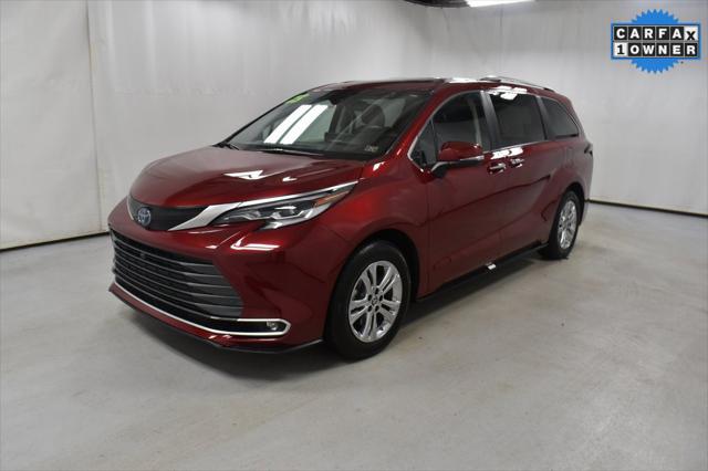 2023 Toyota Sienna Platinum