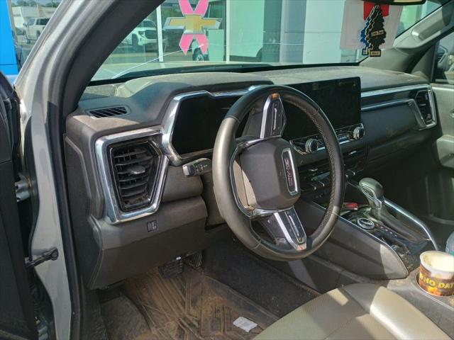 2023 GMC Canyon 4WD Crew Cab Short Box Elevation