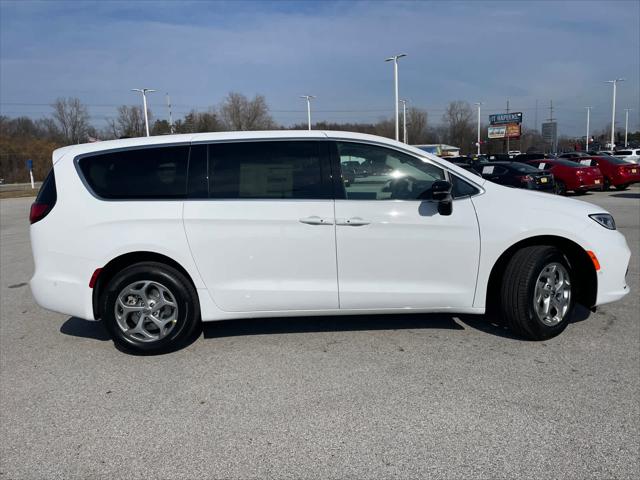 2024 Chrysler Pacifica PACIFICA LIMITED AWD