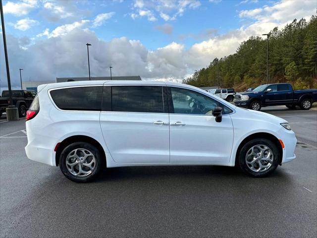 2024 Chrysler Pacifica PACIFICA LIMITED AWD