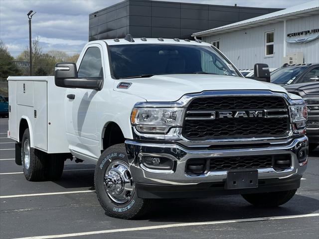 2024 RAM Ram 3500 Chassis Cab RAM 3500 TRADESMAN CHASSIS REGULAR CAB 4X4 60 CA