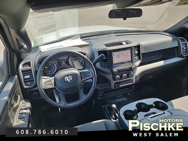 2024 RAM Ram 5500 Chassis Cab RAM 5500 TRADESMAN CHASSIS CREW CAB 4X4 84 CA 2024 RAM Ram 5500 Chassis Cab RAM 5500 TRADESMAN CHASSIS CREW CAB 4X4 84 CA