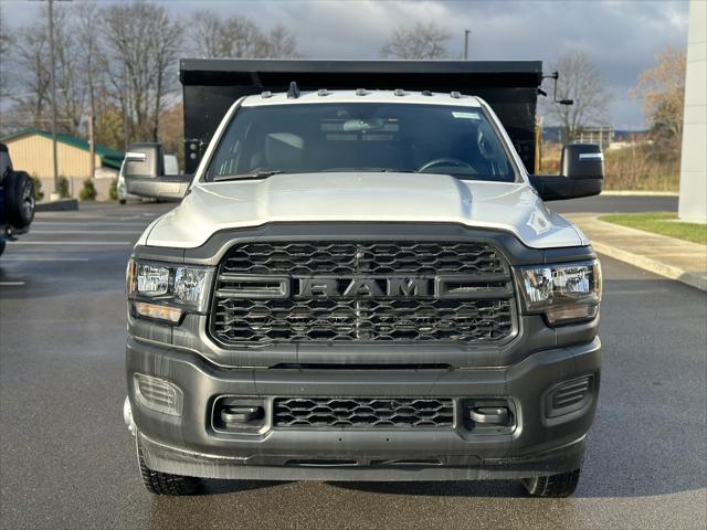 2024 RAM Ram 3500 Chassis Cab RAM 3500 TRADESMAN CHASSIS REGULAR CAB 4X4 60 CA