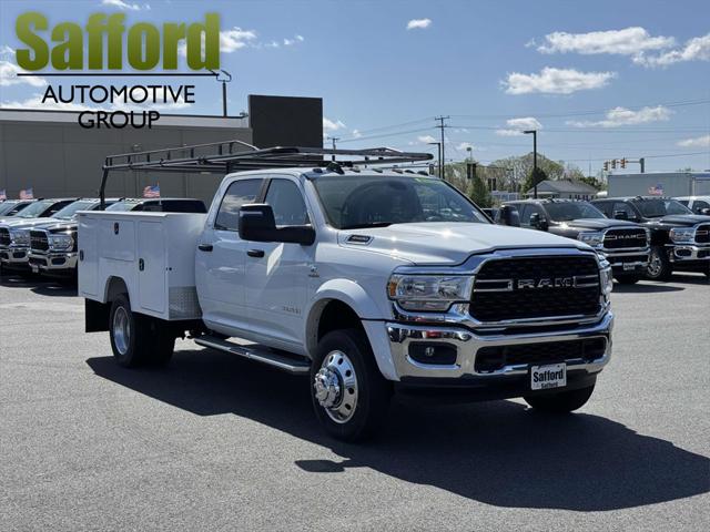 2024 RAM Ram 4500 Chassis Cab RAM 4500 SLT CHASSIS CREW CAB 4X4 60 CA
