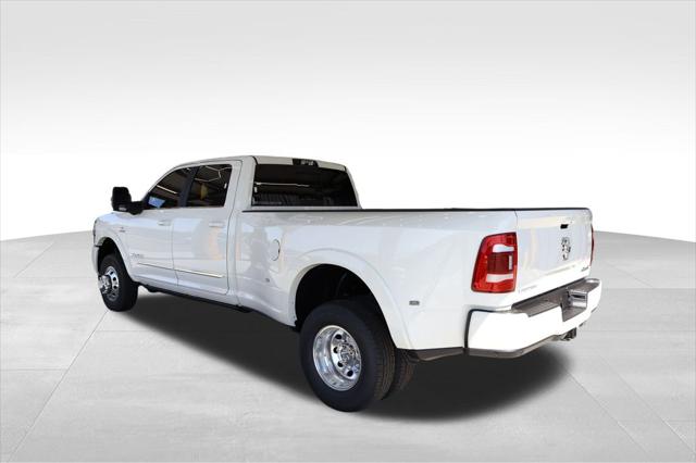 2024 RAM Ram 3500 RAM 3500 LIMITED CREW CAB 4X4 8 BOX