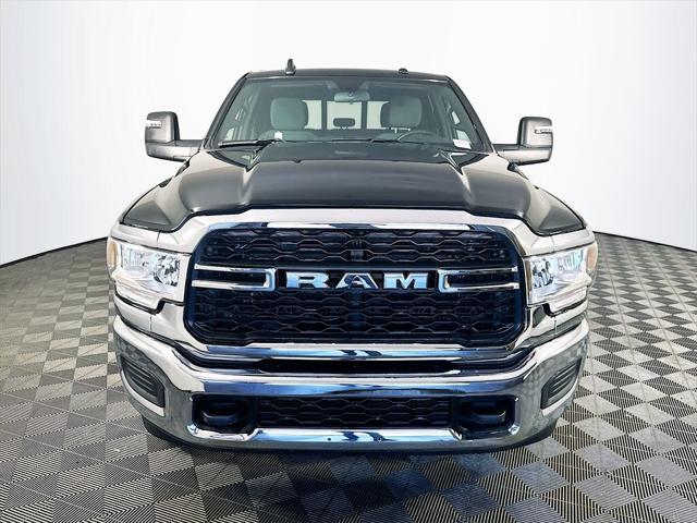 2024 RAM Ram 3500 RAM 3500 TRADESMAN CREW CAB 4X4 8 BOX