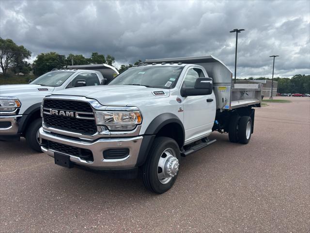 2024 RAM Ram 5500 Chassis Cab RAM 5500 TRADESMAN CHASSIS REGULAR CAB 4X4 84 CA 2024 RAM Ram 5500 Chassis Cab RAM 5500 TRADESMAN CHASSIS REGULAR CAB 4X4 84 CA