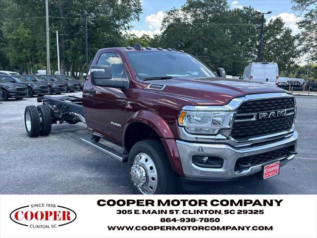 2024 RAM Ram 5500 Chassis Cab RAM 5500 SLT CHASSIS REGULAR CAB 4X4 120 CA