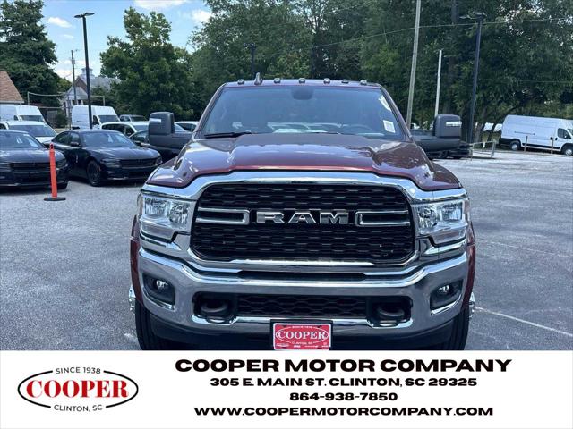 2024 RAM Ram 5500 Chassis Cab RAM 5500 SLT CHASSIS REGULAR CAB 4X4 120 CA