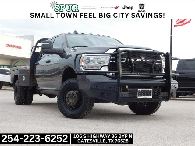 2023 RAM 3500 Tradesman Crew Cab 4x4 8 Box