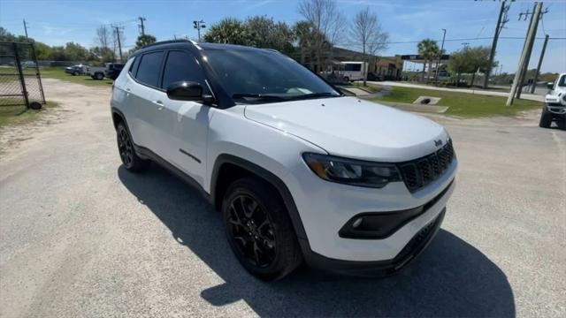 2024 Jeep Compass COMPASS LATITUDE 4X4