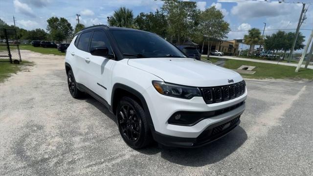 2024 Jeep Compass COMPASS LATITUDE 4X4