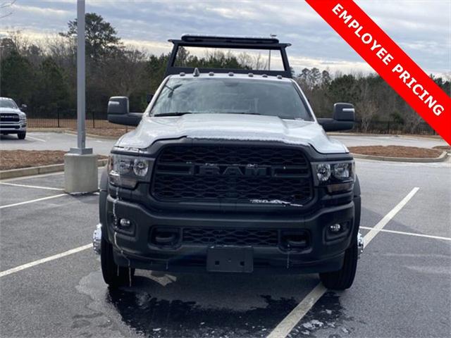 2024 RAM Ram 5500 Chassis Cab RAM 5500 TRADESMAN CHASSIS REGULAR CAB 4X2 120 CA