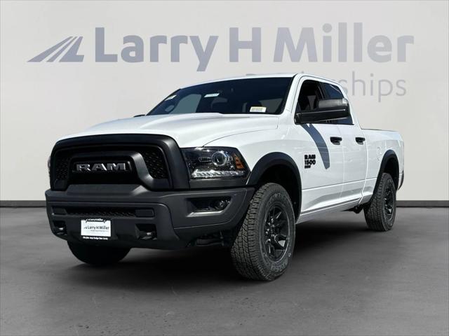 2024 RAM Ram 1500 Classic RAM 1500 CLASSIC WARLOCK QUAD CAB 4X4 64 BOX