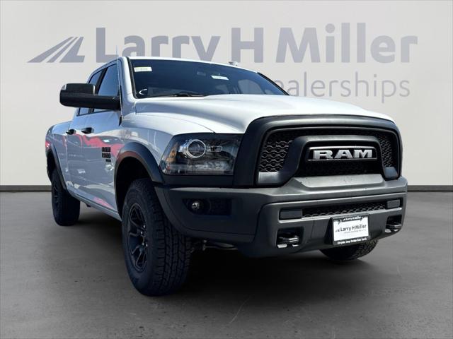 2024 RAM Ram 1500 Classic RAM 1500 CLASSIC WARLOCK QUAD CAB 4X4 64 BOX