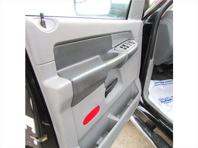 2009 Dodge Ram 2500 SXT/SLT