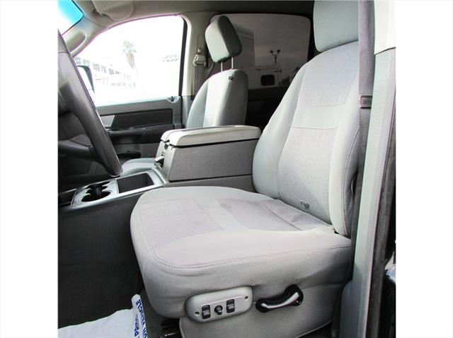 2009 Dodge Ram 2500 SXT/SLT
