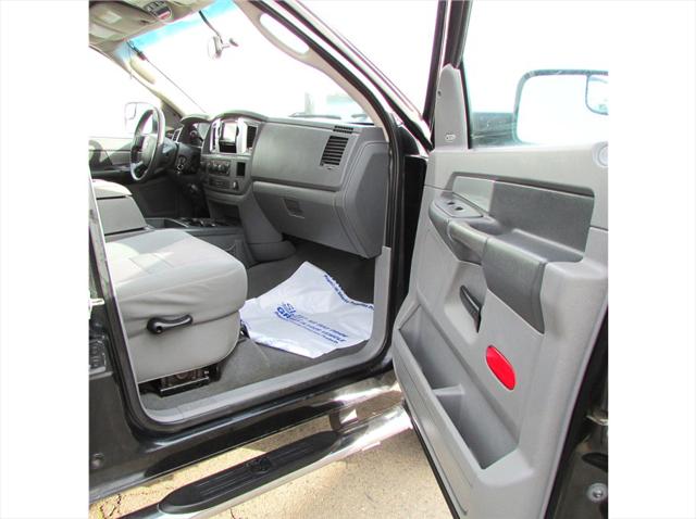 2009 Dodge Ram 2500 SXT/SLT