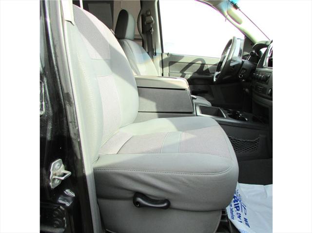 2009 Dodge Ram 2500 SXT/SLT