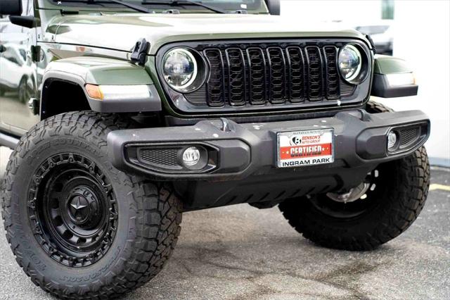 2024 Jeep Gladiator GLADIATOR WILLYS 4X4