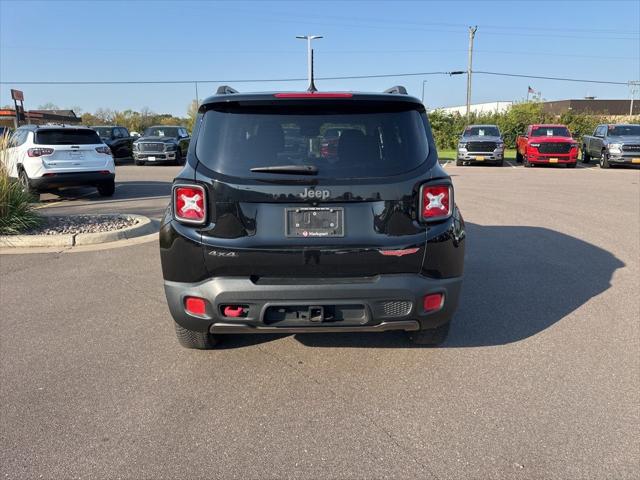2017 Jeep Renegade Trailhawk 4x4 2017 Jeep Renegade Trailhawk 4x4