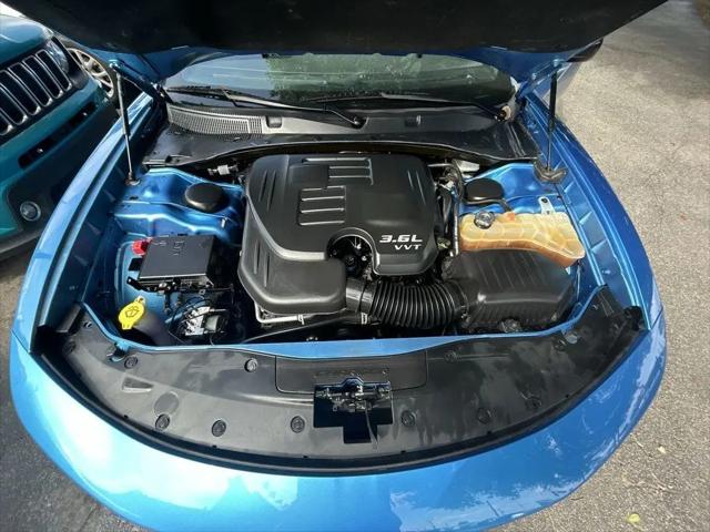 2019 Dodge Charger SXT RWD
