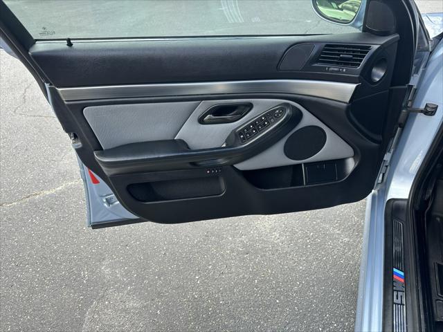 2001 BMW M5 M5