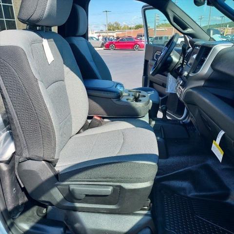 2024 RAM Ram 5500 Chassis Cab RAM 5500 SLT CHASSIS REGULAR CAB 4X4 120 CA 2024 RAM Ram 5500 Chassis Cab RAM 5500 SLT CHASSIS REGULAR CAB 4X4 120 CA