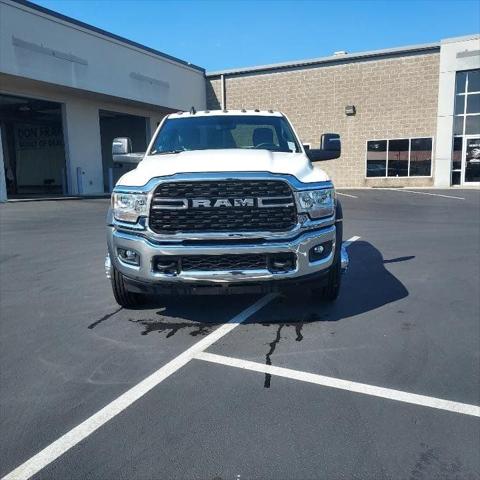 2024 RAM Ram 5500 Chassis Cab RAM 5500 SLT CHASSIS REGULAR CAB 4X4 120 CA