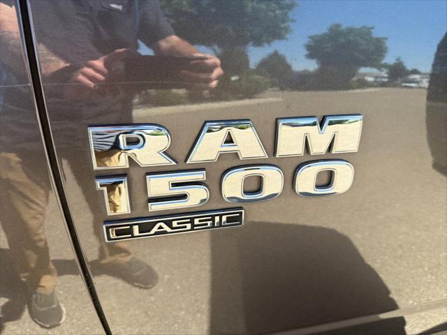 2021 Ram 1500 SLT Crew Cab 4x4 5'7" Box