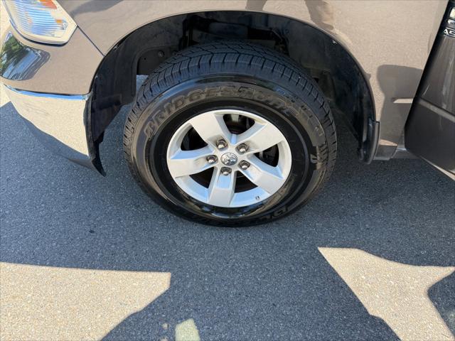 2021 Ram 1500 SLT Crew Cab 4x4 5'7" Box