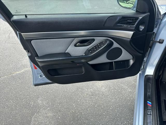 2001 BMW M5 M5