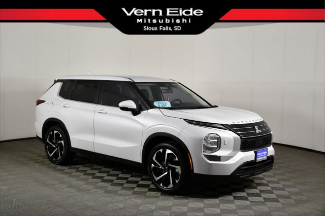 2022 Mitsubishi Outlander ES 2.5 S-AWC for sale in Sioux Falls, SD