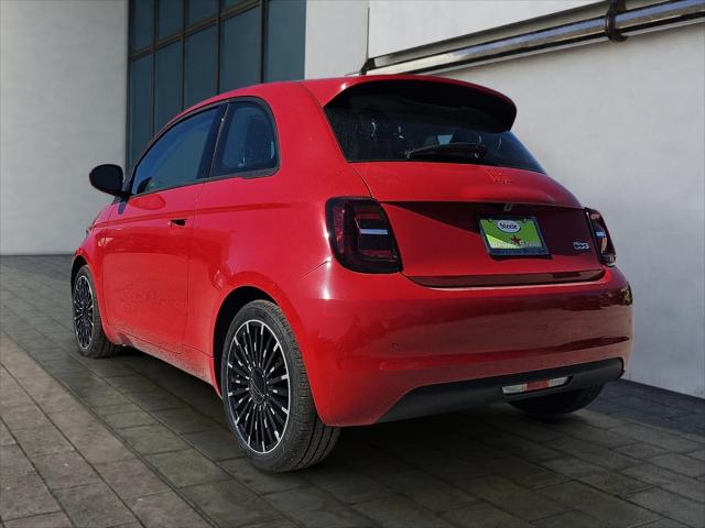 2024 Fiat FIAT 500e 500e INSPI(RED)