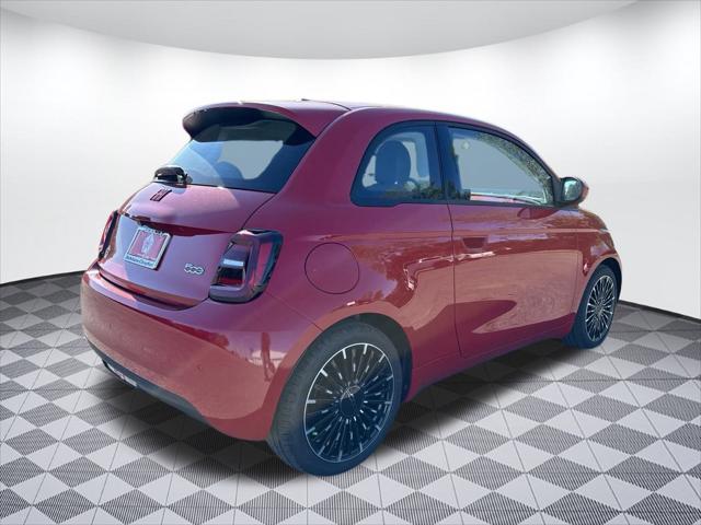2024 Fiat FIAT 500e 500e INSPI(RED)