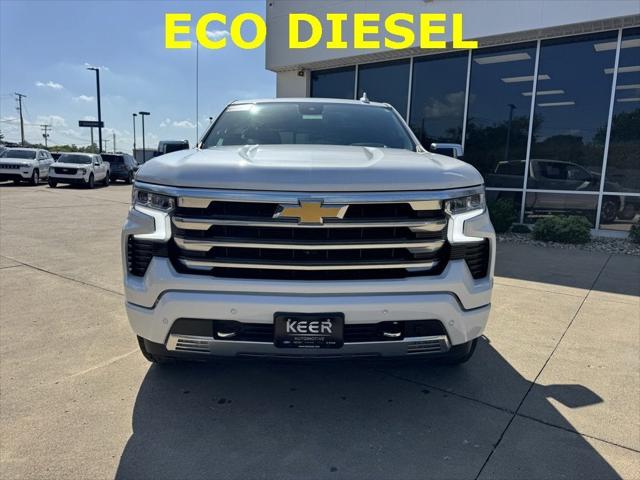 2023 Chevrolet Silverado 1500 4WD Crew Cab Short Bed High Country
